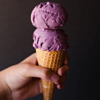 Ice cream cone, single scoop